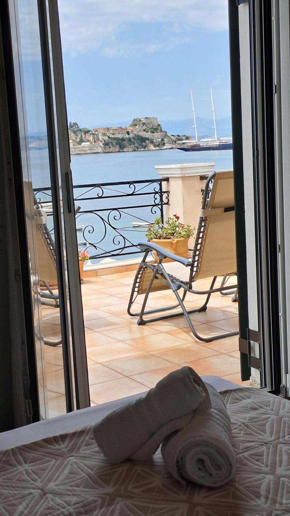 Garitsa Bay Apartment Corfu  Exterior photo